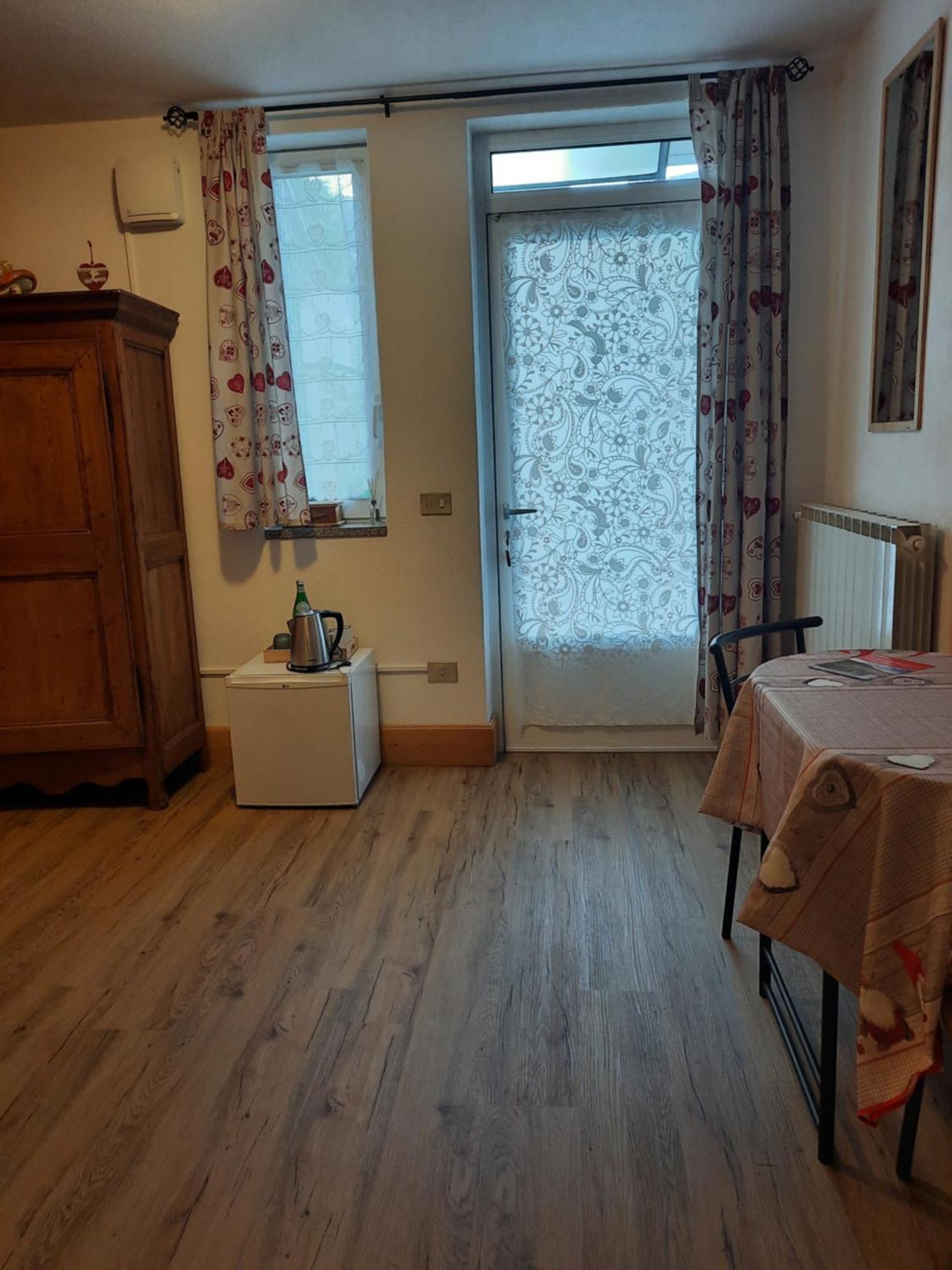 B&B Il Grappolo Bianzone Luaran gambar