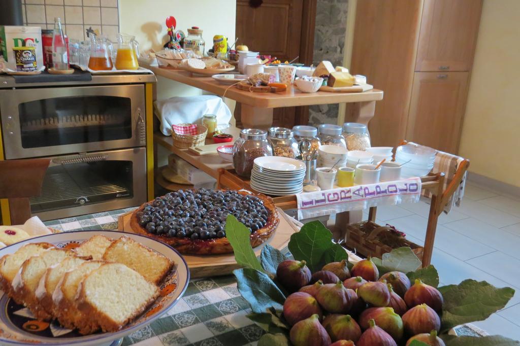 B&B Il Grappolo Bianzone Luaran gambar